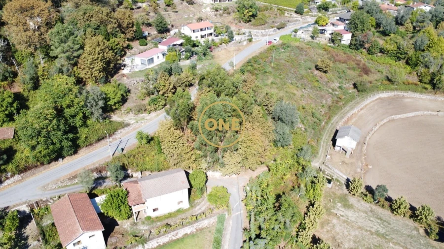 Terreno para Venda em Marrancos e Arcozelo Foto 3