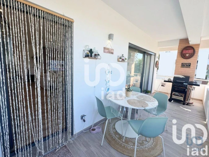 Apartamento T3 para Venda em Quelfes Foto 13