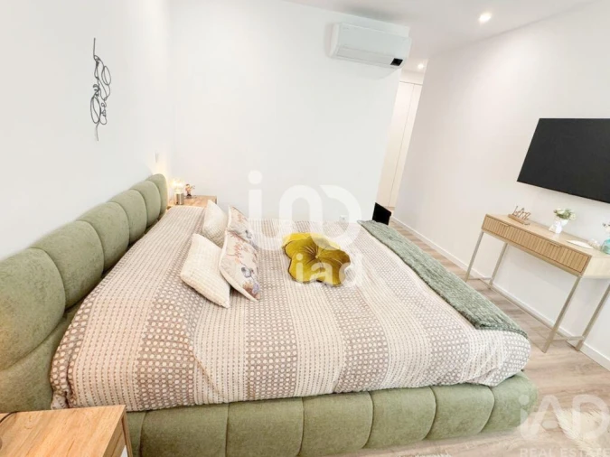 Apartamento T3 para Venda em Quelfes Foto 22