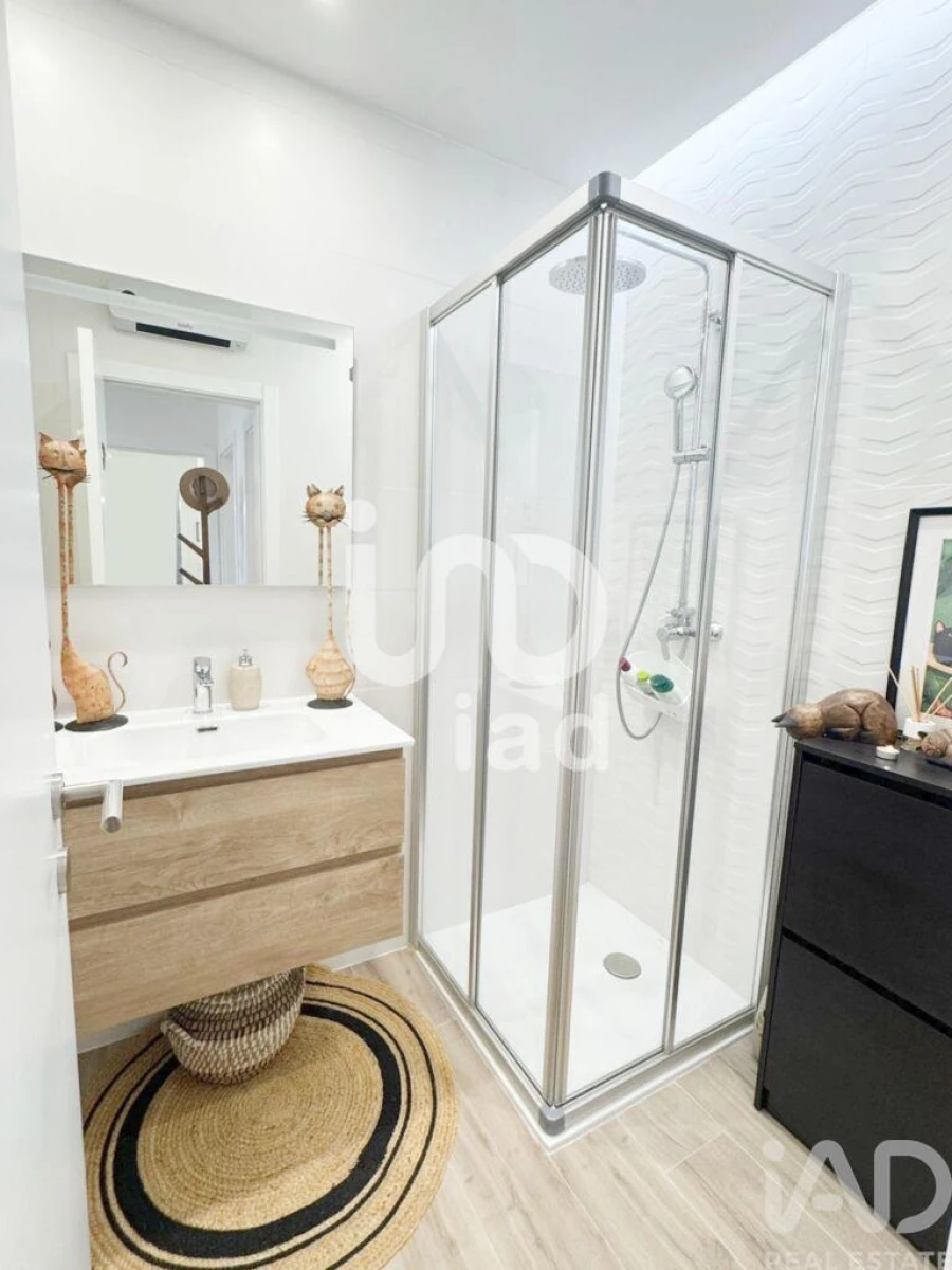 Apartamento T3 para Venda em Quelfes Foto 26