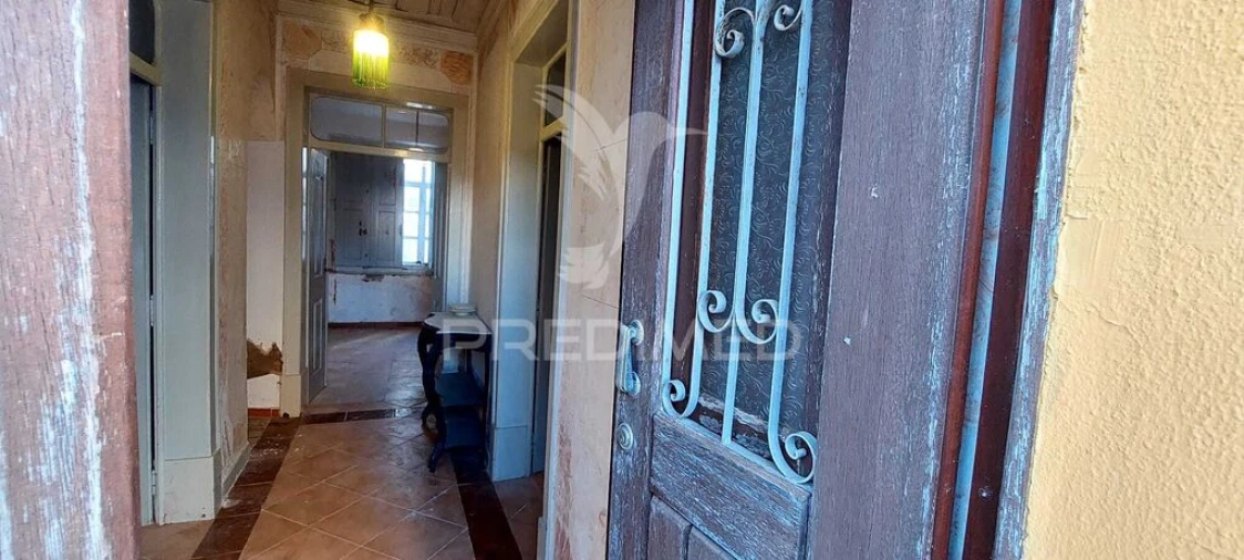 Moradia T3 para Venda em Cuba Foto 3