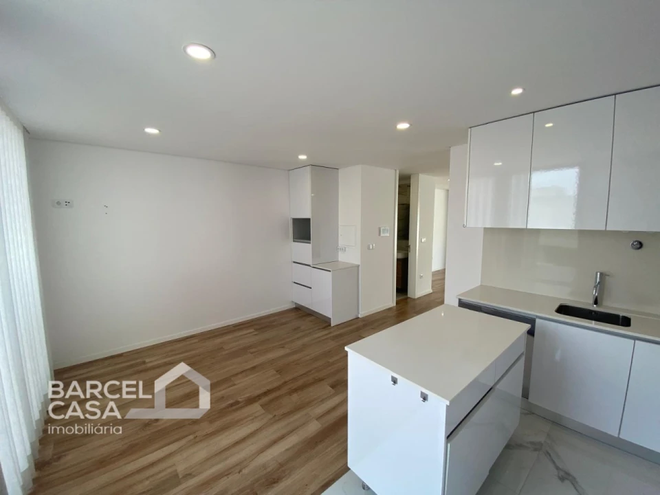 Moradia T3 para Venda em Barcelinhos Foto 9