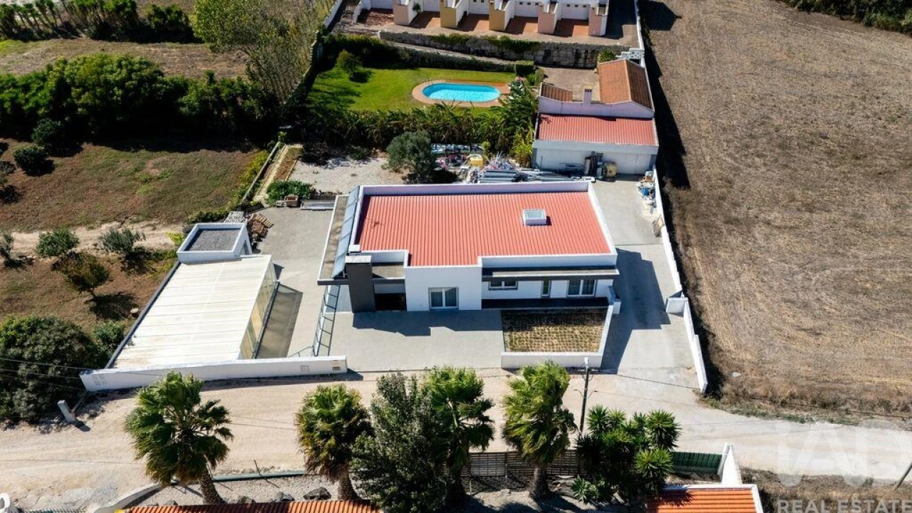Moradia T4 para Venda em Lourinhã e Atalaia Foto 21