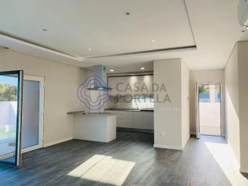 Moradia T4 para Venda em Palmela