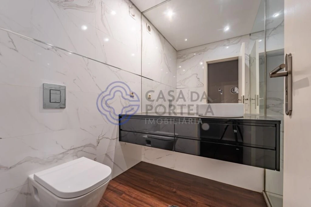 Apartamento T3 para Venda em Canelas Foto 20