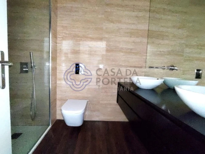 Apartamento T3 para Venda em Canelas Foto 23