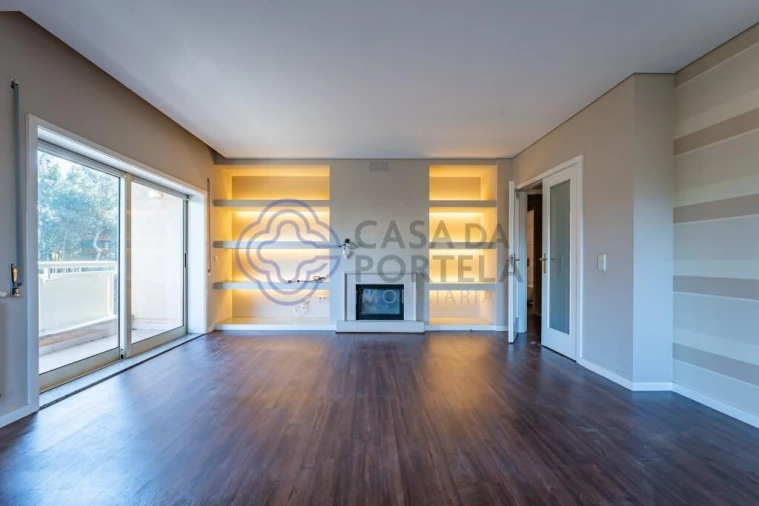 Apartamento T3 para Venda em Canelas Foto 8