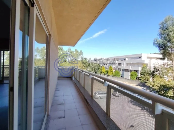 Apartamento T3 para Venda em Canelas Foto 13