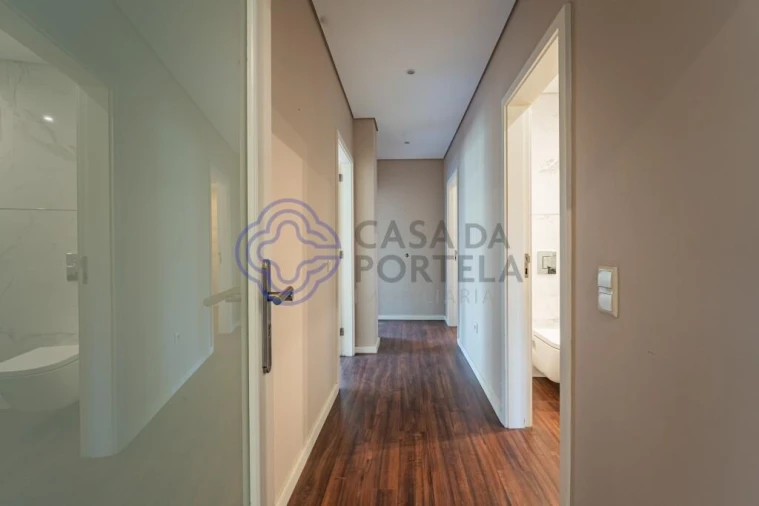 Apartamento T3 para Venda em Canelas Foto 16
