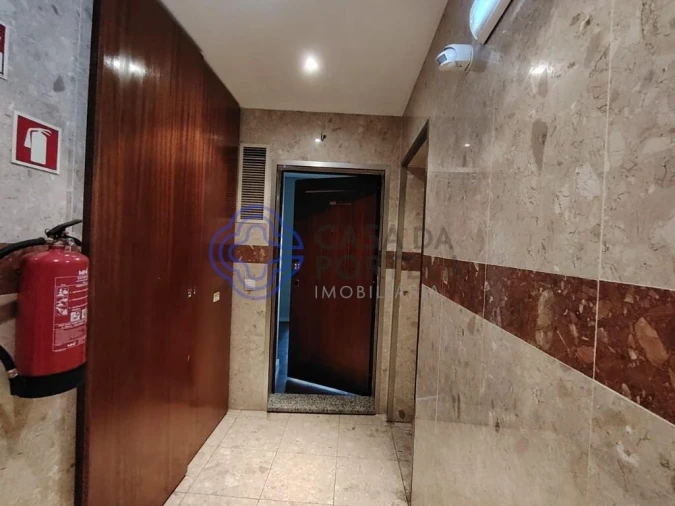 Apartamento T3 para Venda em Canelas Foto 3