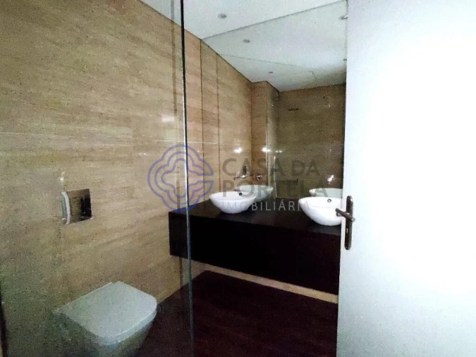 Apartamento T3 para Venda em Canelas Foto 22