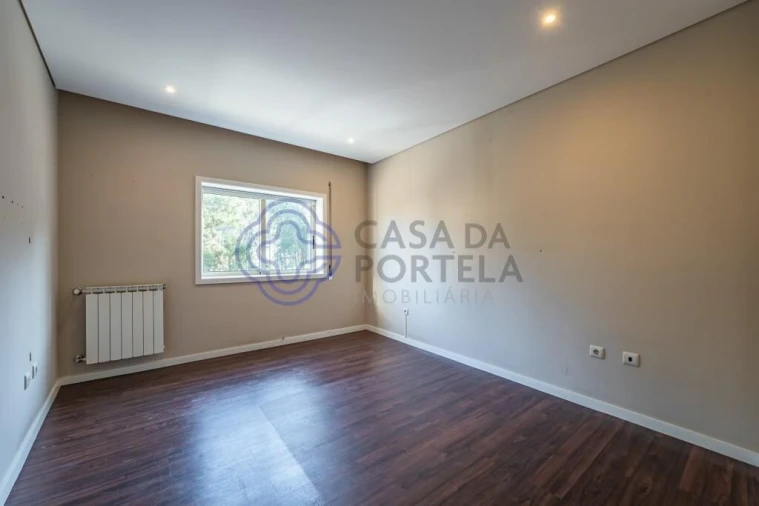 Apartamento T3 para Venda em Canelas Foto 19
