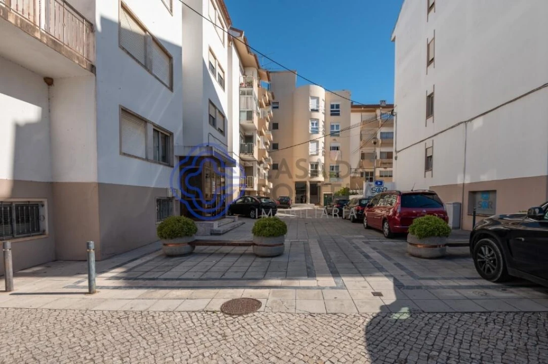 Apartamento T3 para Venda em Cadaval e Pêro Moniz Foto 4