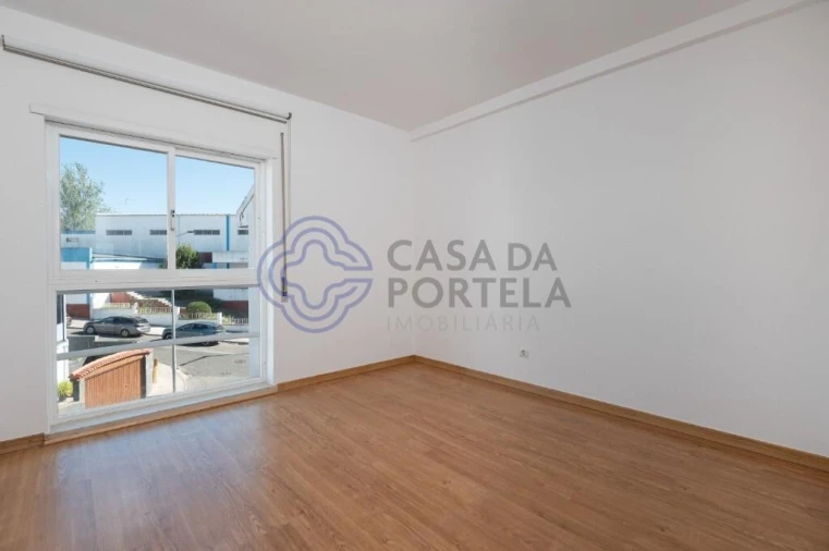 Apartamento T3 para Venda em Cadaval e Pêro Moniz Foto 23