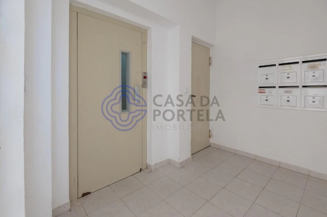 Apartamento T3 para Venda em Cadaval e Pêro Moniz Foto 9