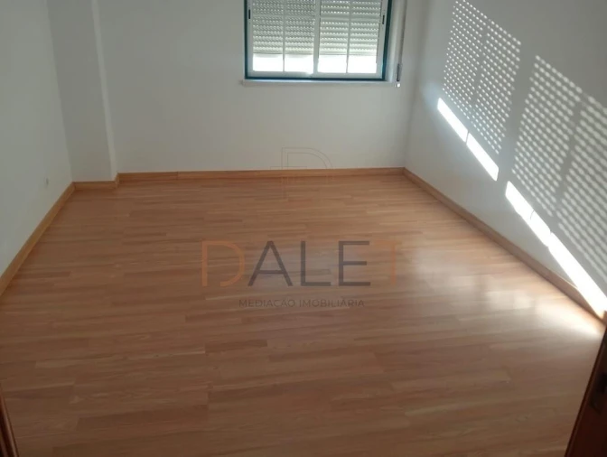 Apartamento T3 para Venda em Azambuja Foto 20