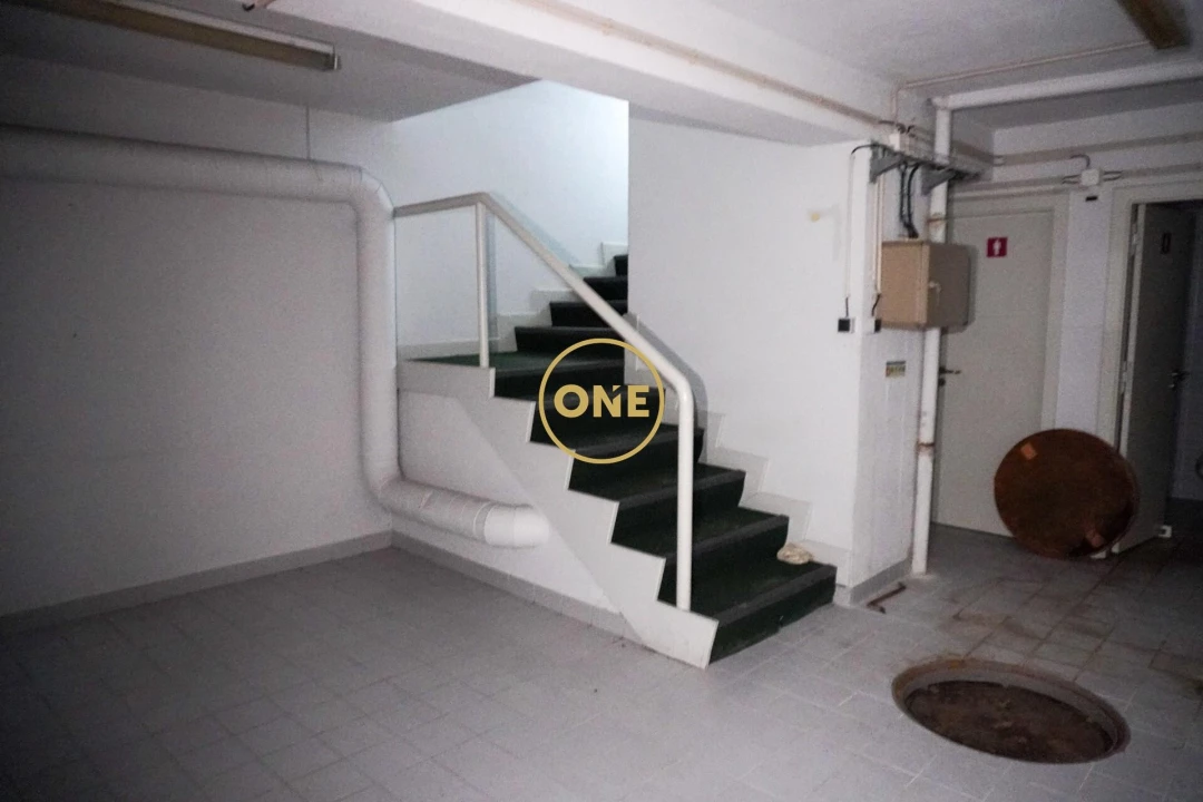 Loja para Arrendamento em Lourosa Foto 5