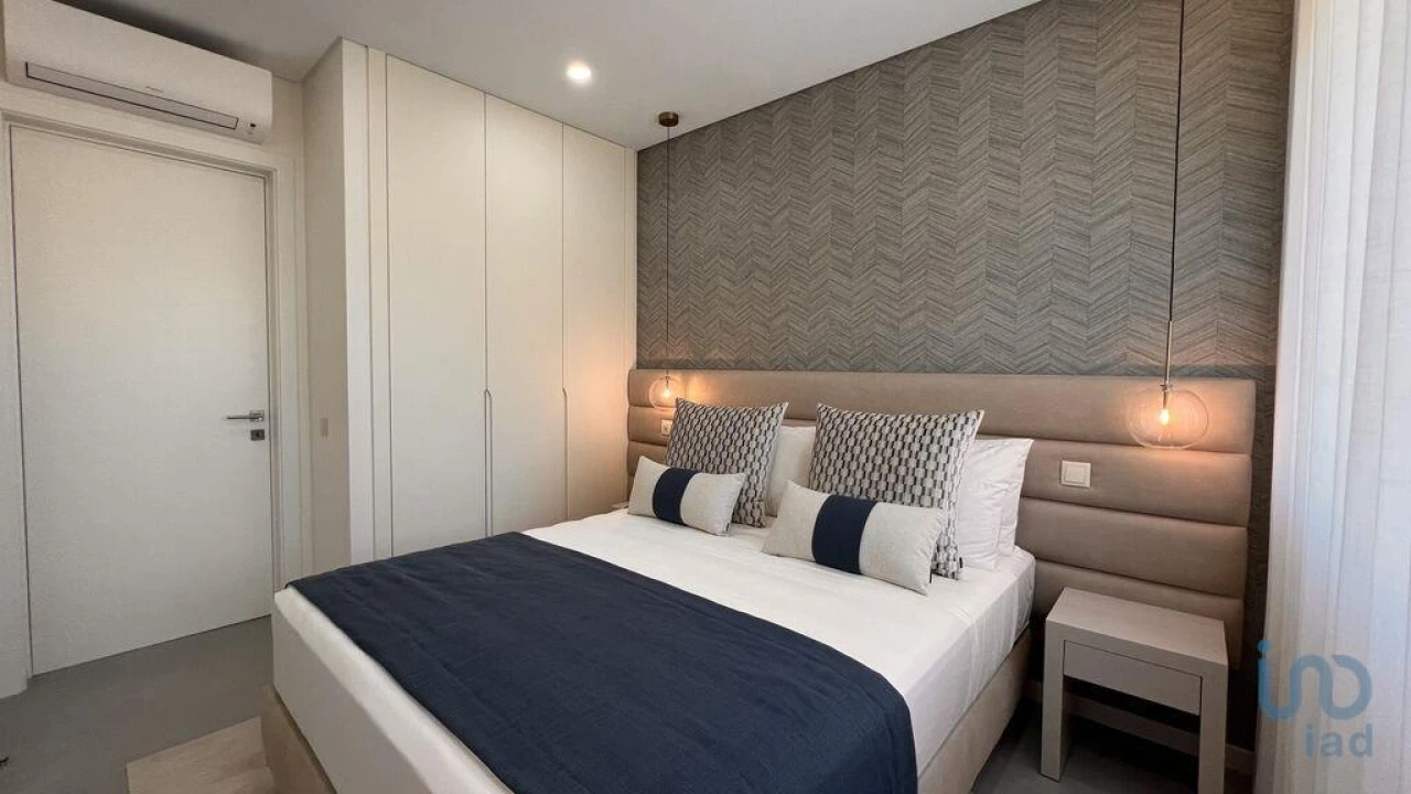 Apartamento T2 para Venda em Quarteira Foto 9