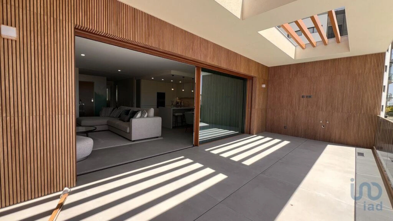 Apartamento T2 para Venda em Quarteira Foto 13