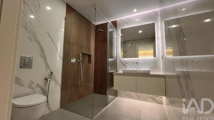 Apartamento T2 para Venda em Quarteira Foto 17