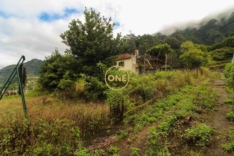 Moradia T5 para Venda em Boa Ventura Foto 3