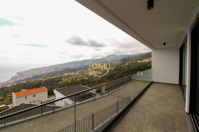 Moradia T3 para Venda em Santa Cruz