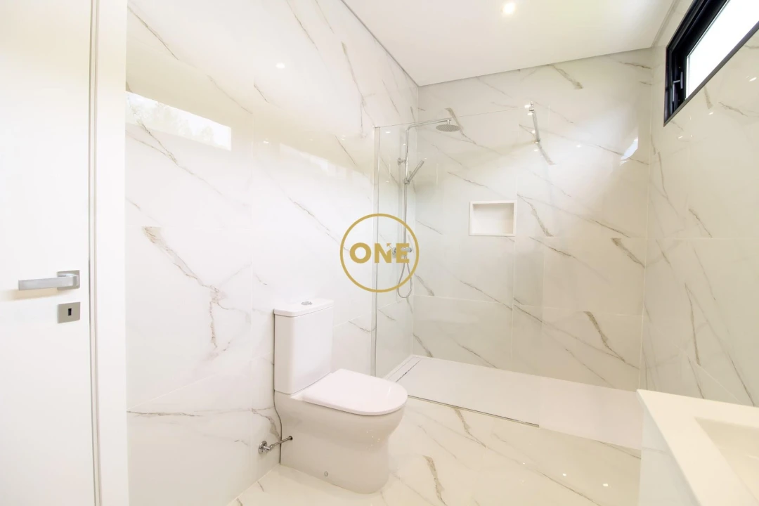 Moradia T3 para Venda em Santa Cruz Foto 30