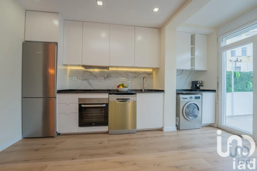 Apartamento T2 para Venda em Algés, Linda-A-Velha e Cruz Quebrada-Dafundo Foto 5