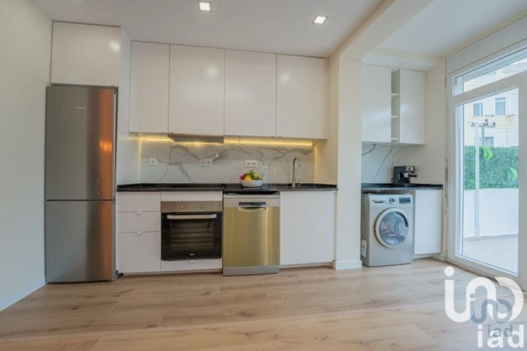 Apartamento T2 para Venda em Algés, Linda-A-Velha e Cruz Quebrada-Dafundo Foto 5