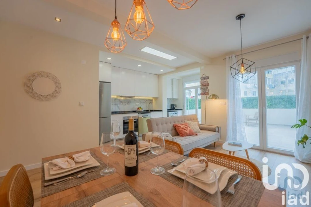 Apartamento T2 para Venda em Algés, Linda-A-Velha e Cruz Quebrada-Dafundo Foto 4