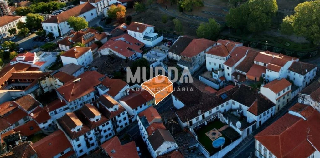 Moradia T1 para Venda em Sé, Santa Maria e Meixedo Foto 2