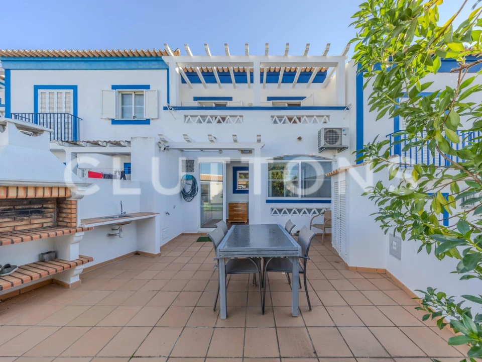 Moradia T3 para Venda em Ferragudo Foto 2