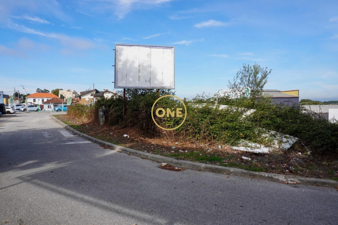 Terreno para Venda em Lourosa Foto 4