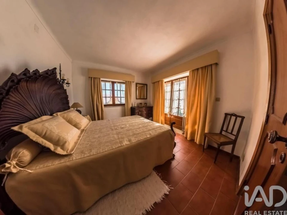 Moradia T4 para Venda em Meirinhos Foto 25