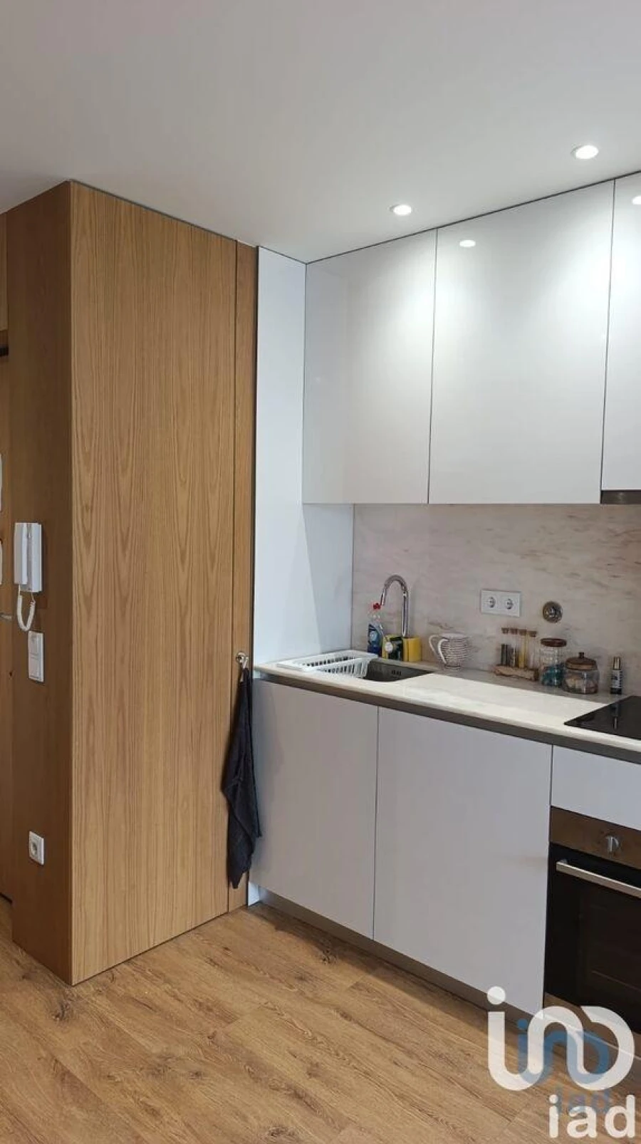 Apartamento T1 para Venda em Paranhos Foto 4