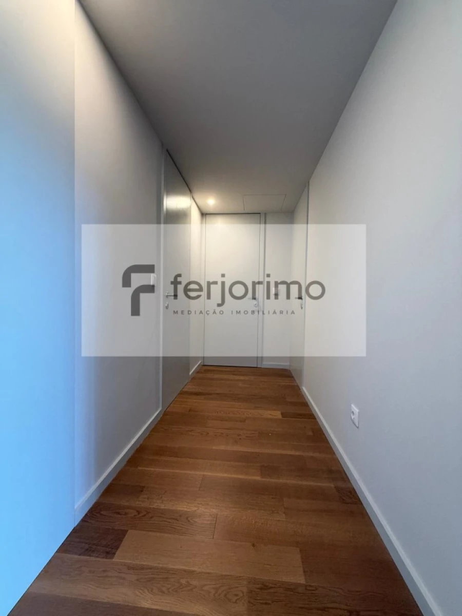 Apartamento T2 para Venda em Candoso Santiago e Mascotelos Foto 8