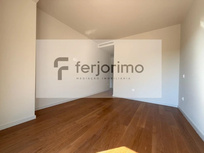 Apartamento T2 para Venda em Candoso Santiago e Mascotelos Foto 13