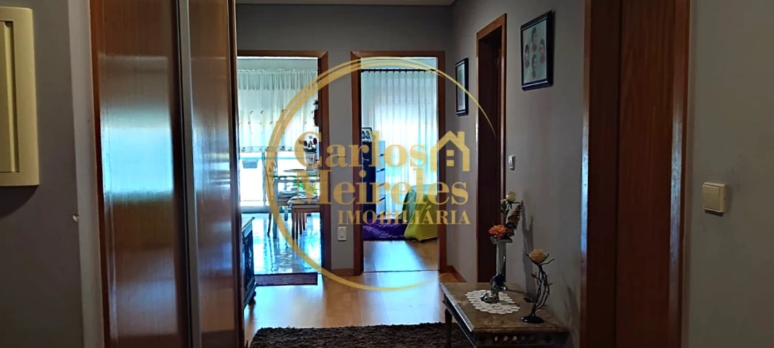 Apartamento T1 para Venda em Vila Verde e Barbudo Foto 20