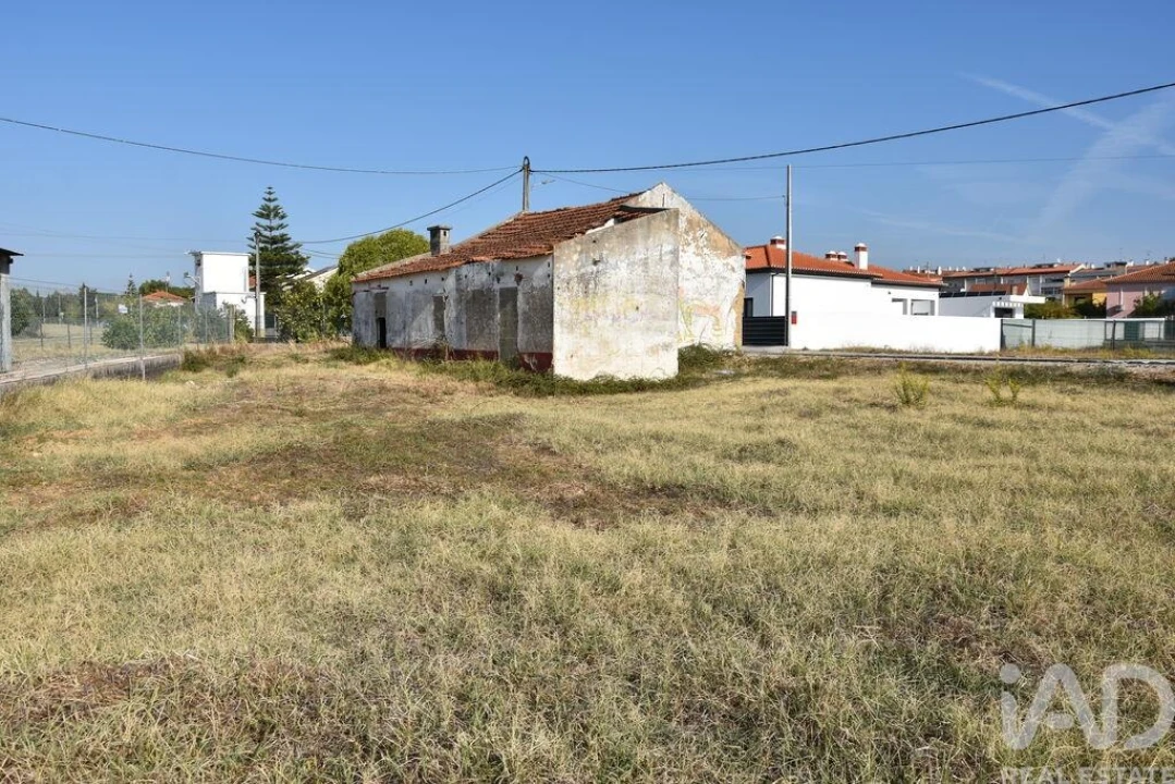 Moradia T4 para Venda em Nossa Sra de Fatima Foto 15