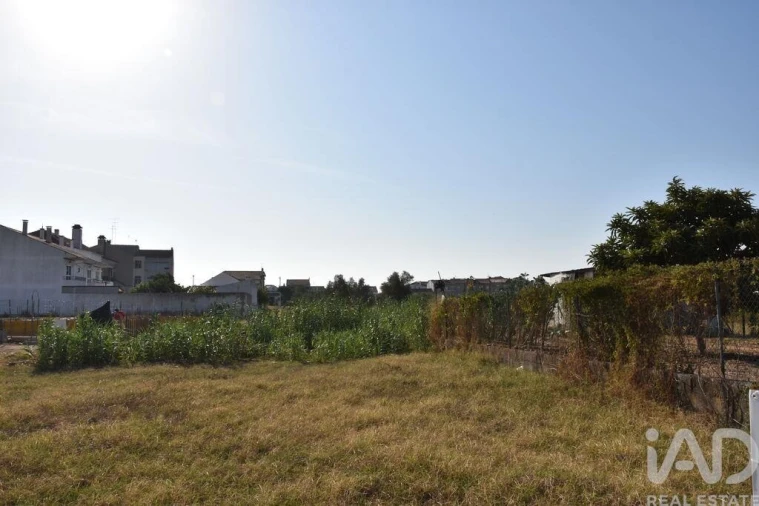 Moradia T4 para Venda em Nossa Sra de Fatima Foto 18