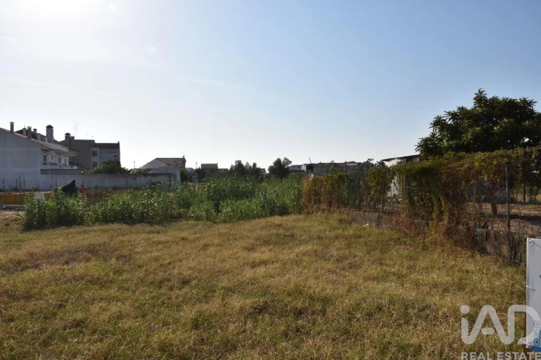 Moradia T4 para Venda em Nossa Sra de Fatima Foto 17