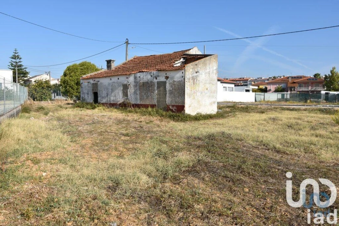 Moradia T4 para Venda em Nossa Sra de Fatima Foto 2