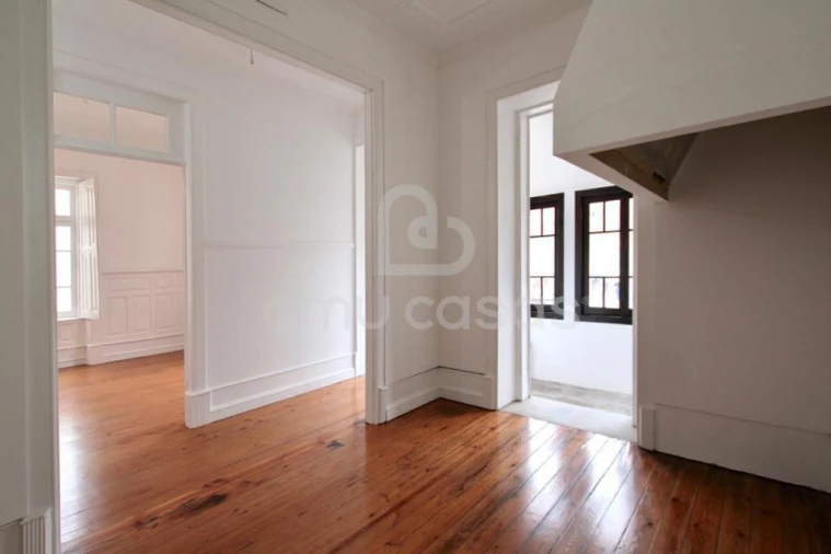 Escritório para Arrendamento em Requeixo, Nossa Senhora de Fátima e Nariz Foto 4