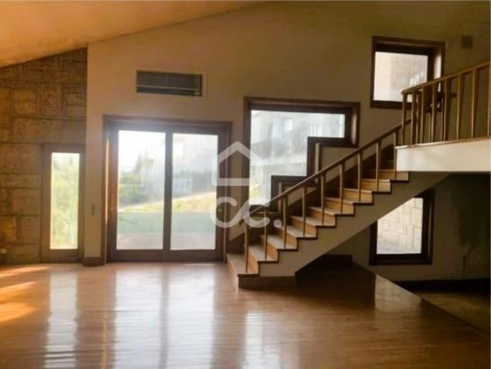 Moradia T4 para Venda em Azurem Foto 16