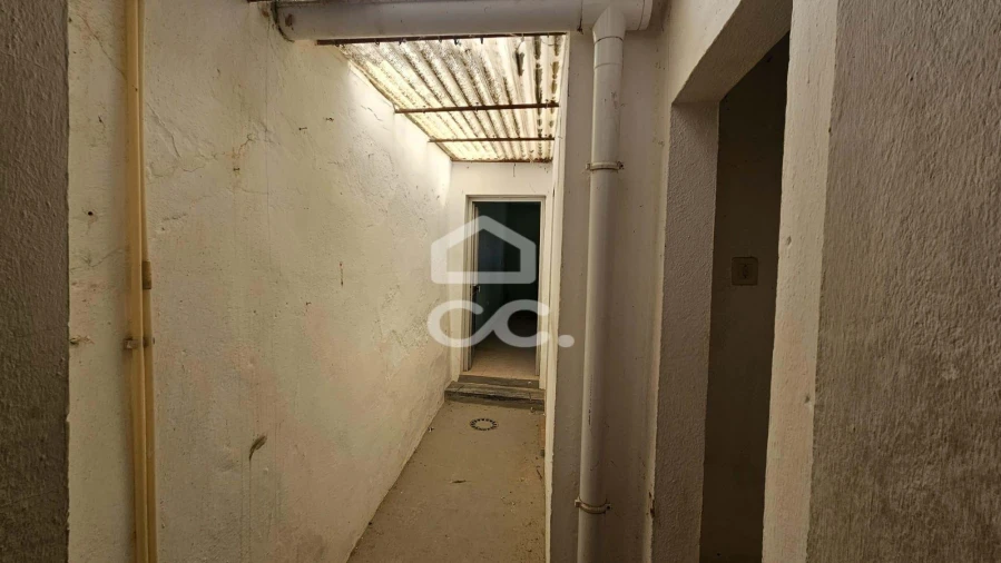 Moradia T2 para Venda em Baleizão Foto 18