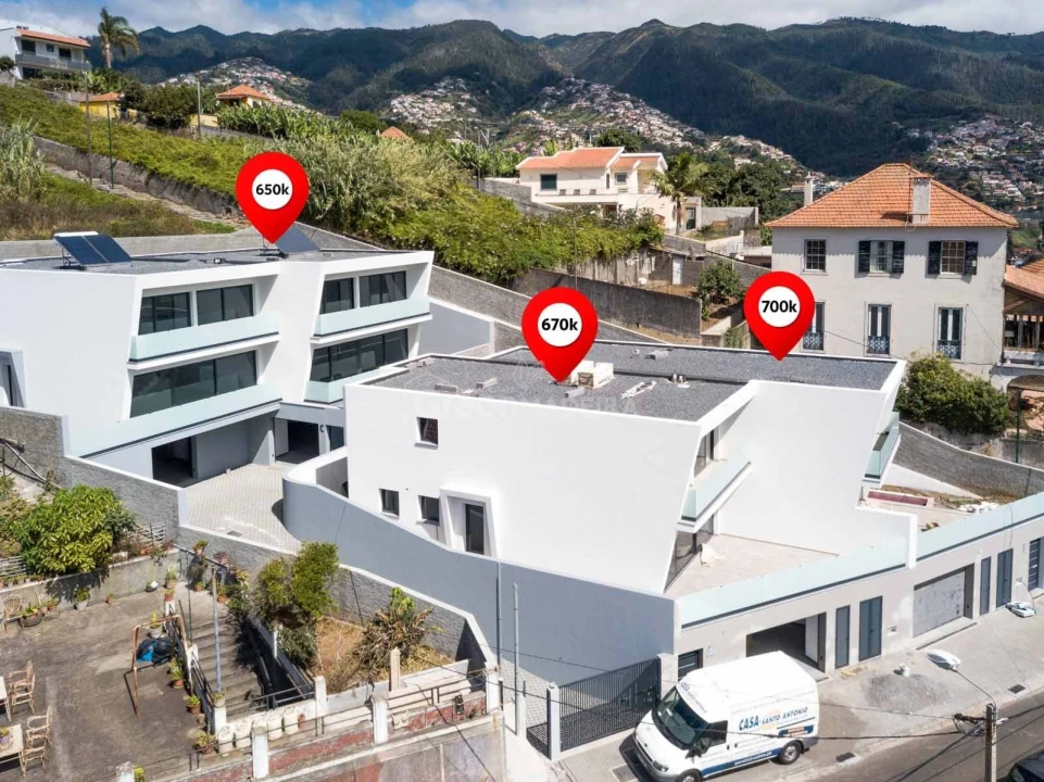 Moradia T3 para Venda em Santo Antonio Foto 5