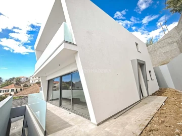 Moradia T3 para Venda em Santo Antonio