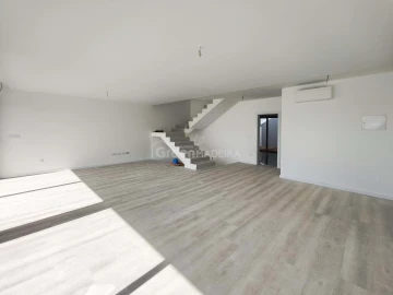 Moradia T3 para Venda em Santo Antonio
