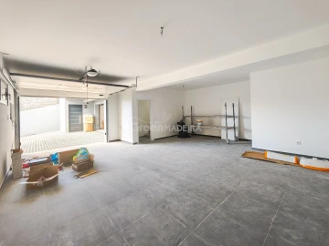 Moradia T3 para Venda em Santo Antonio