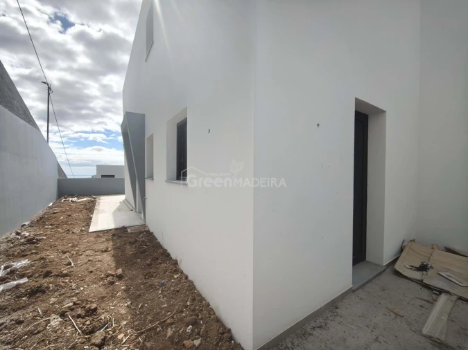 Moradia T3 para Venda em Santo Antonio Foto 35